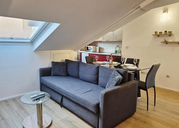 Apartament Bb-pomerio 1&2 *