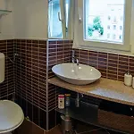 Bb-pomerio 1&2 Lägenhet *