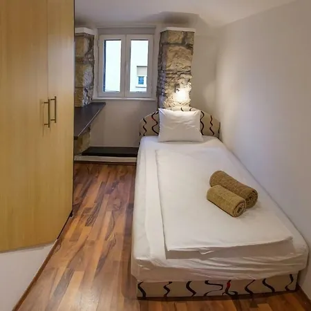 Apartment Bb-pomerio 1&2 *